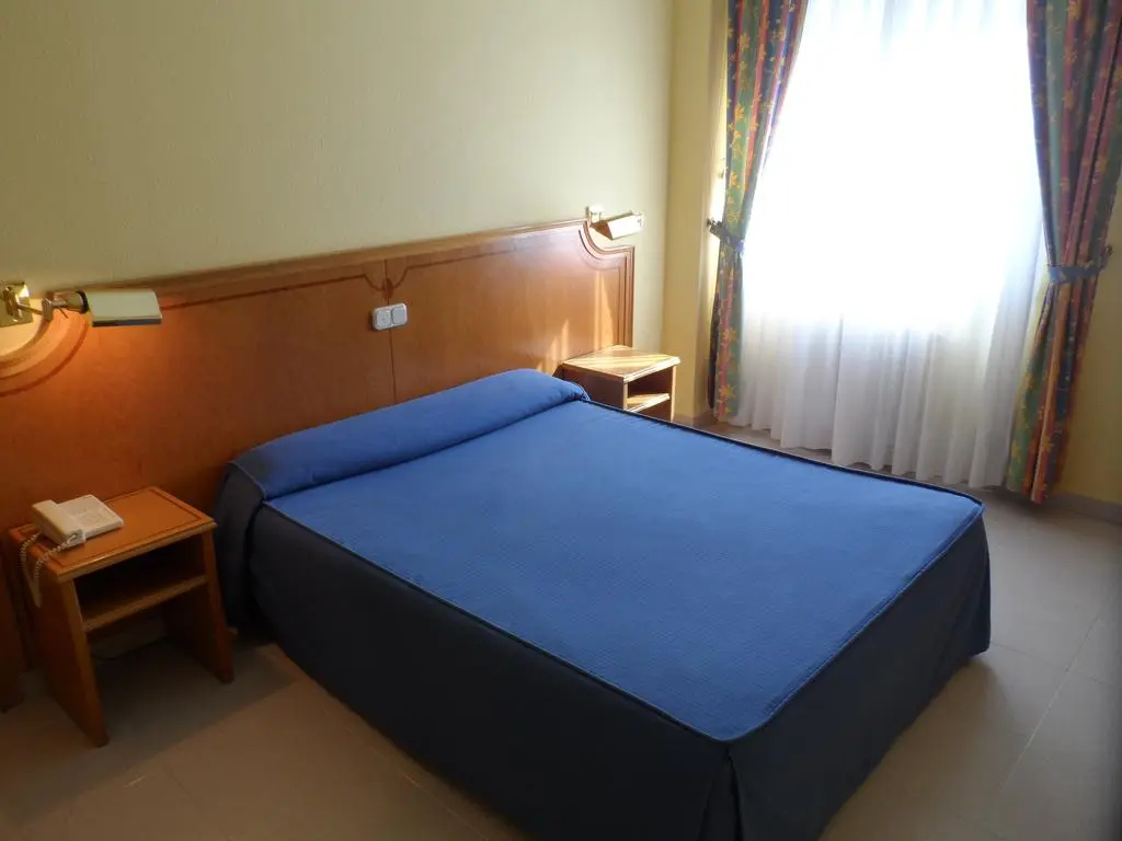 Foto - Hotel Rey Arturo Burgos