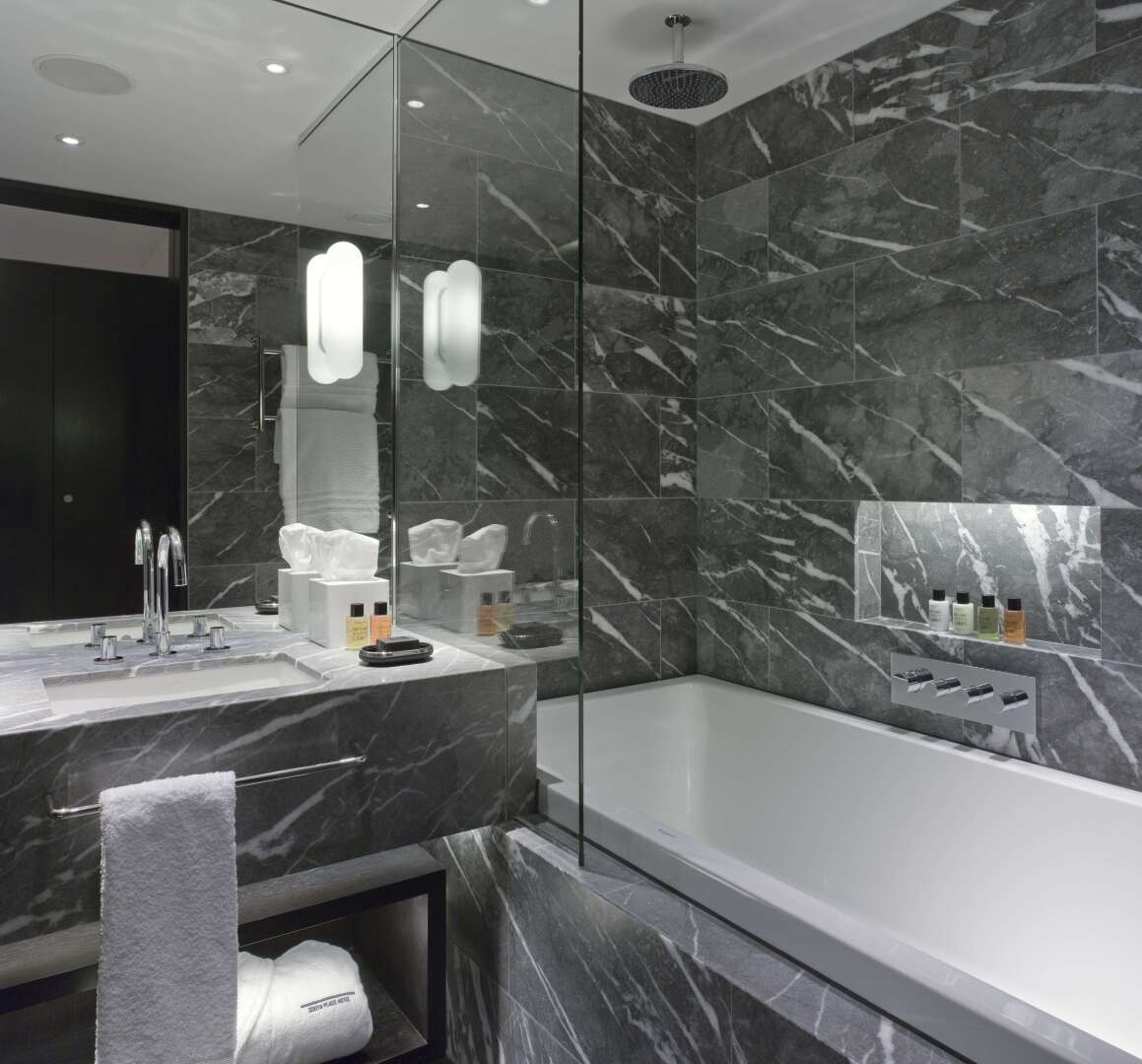 Photo - South Place Hotel