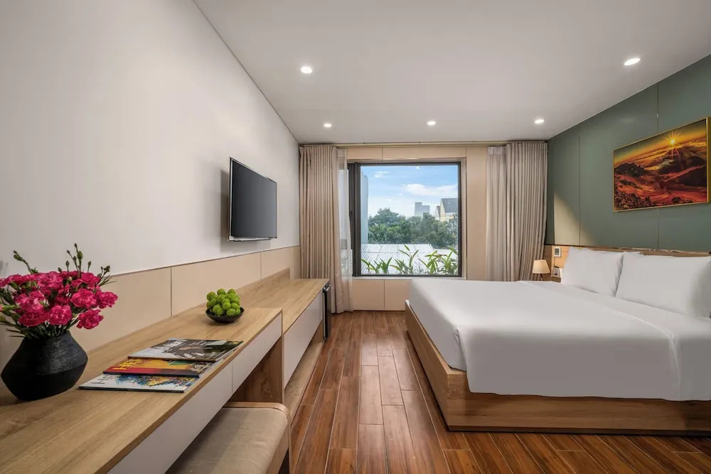 Happy House Hotel & Apartment