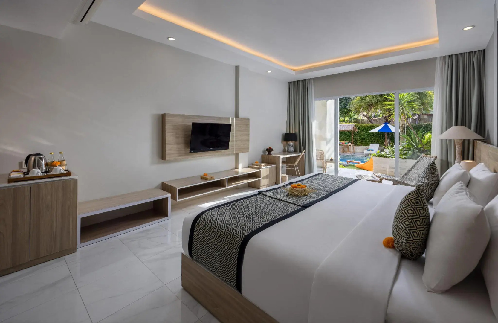 Foto - Tapa Tepi Kali Canggu