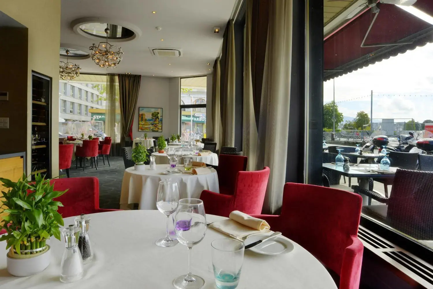 Foto - The Ambassador