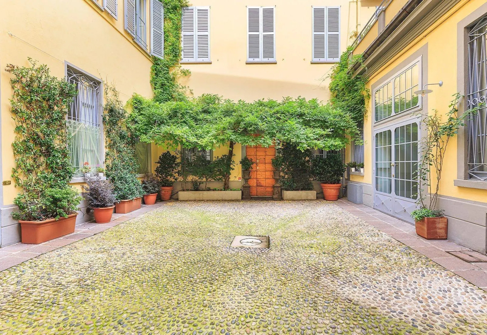 Photo - Duomo Smart Suites