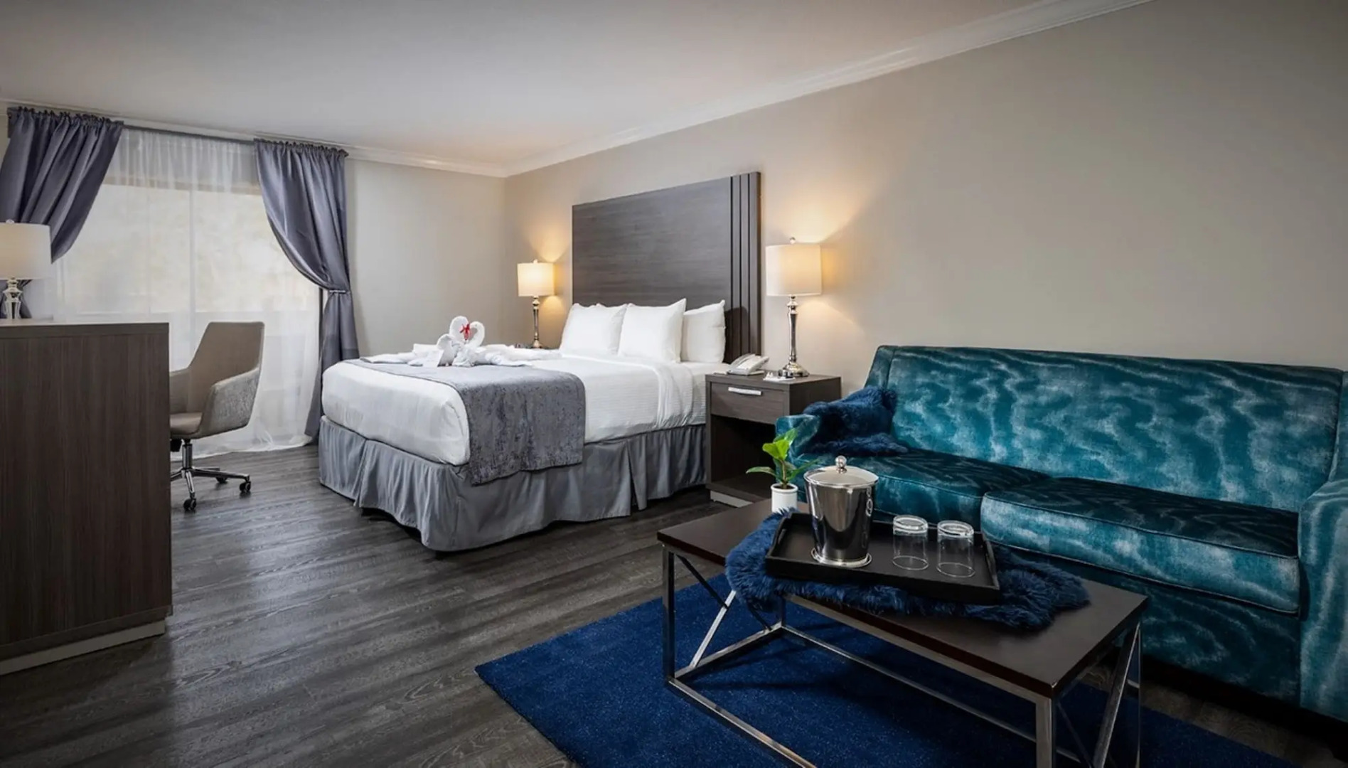 Photo - Palazzo Lakeside Hotel