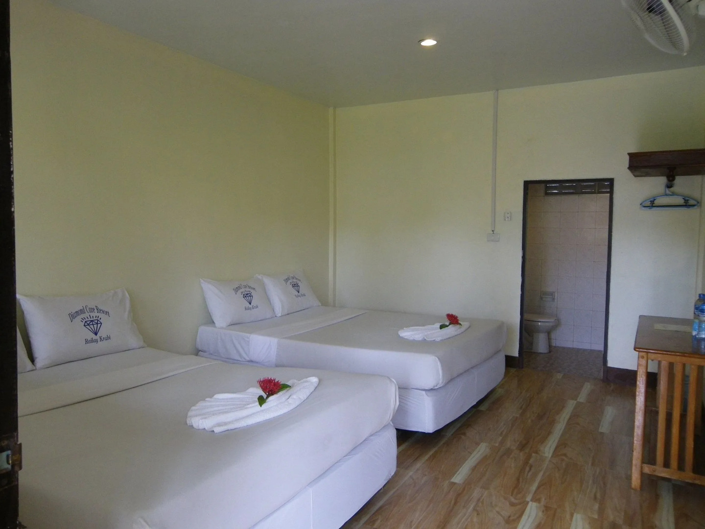 Photo - Diamond Cave Resort