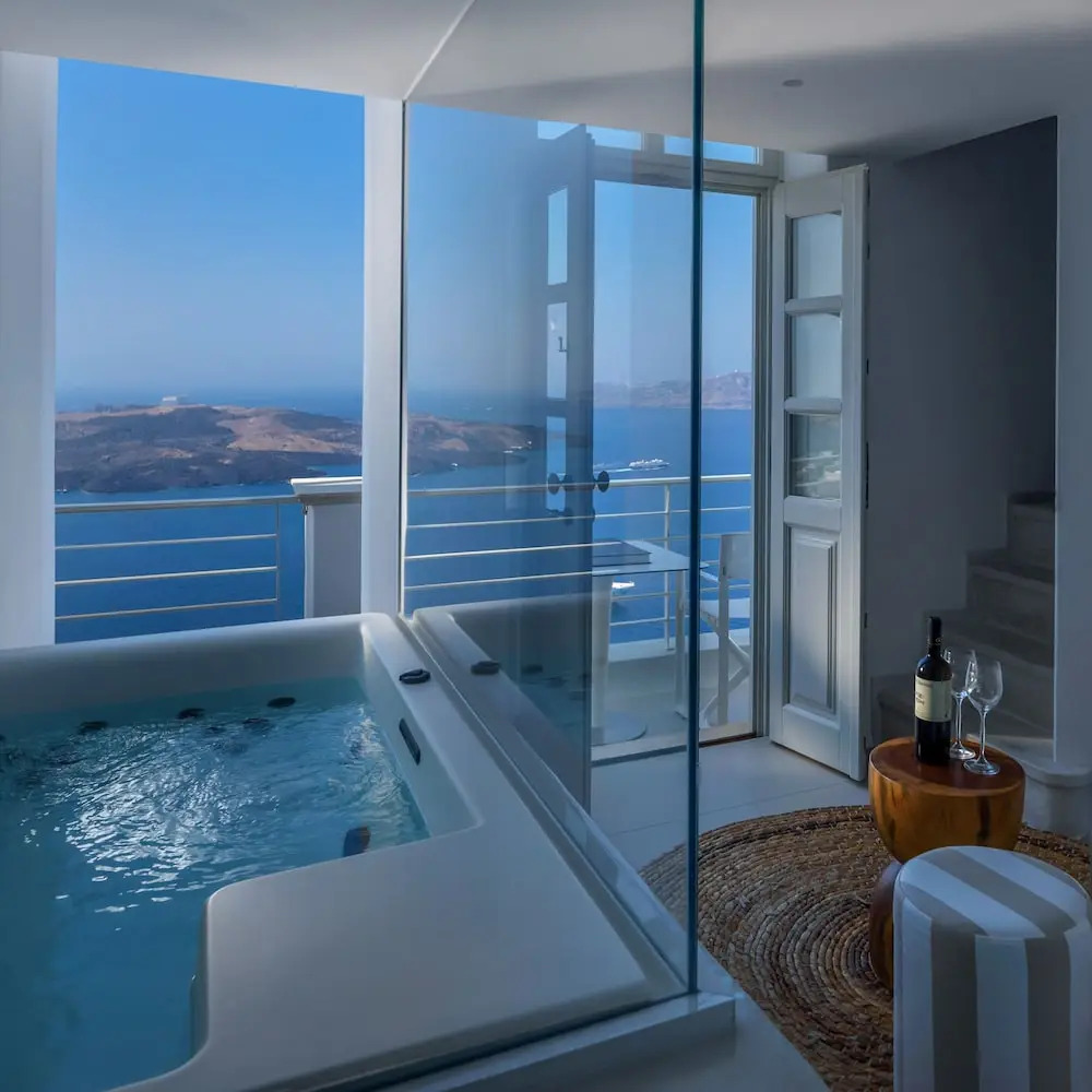 Photo - Nefeles Luxury Suites