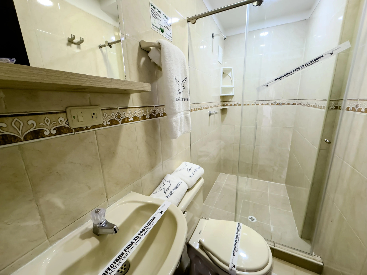 Photo - Hotel Alcaravan Medellín