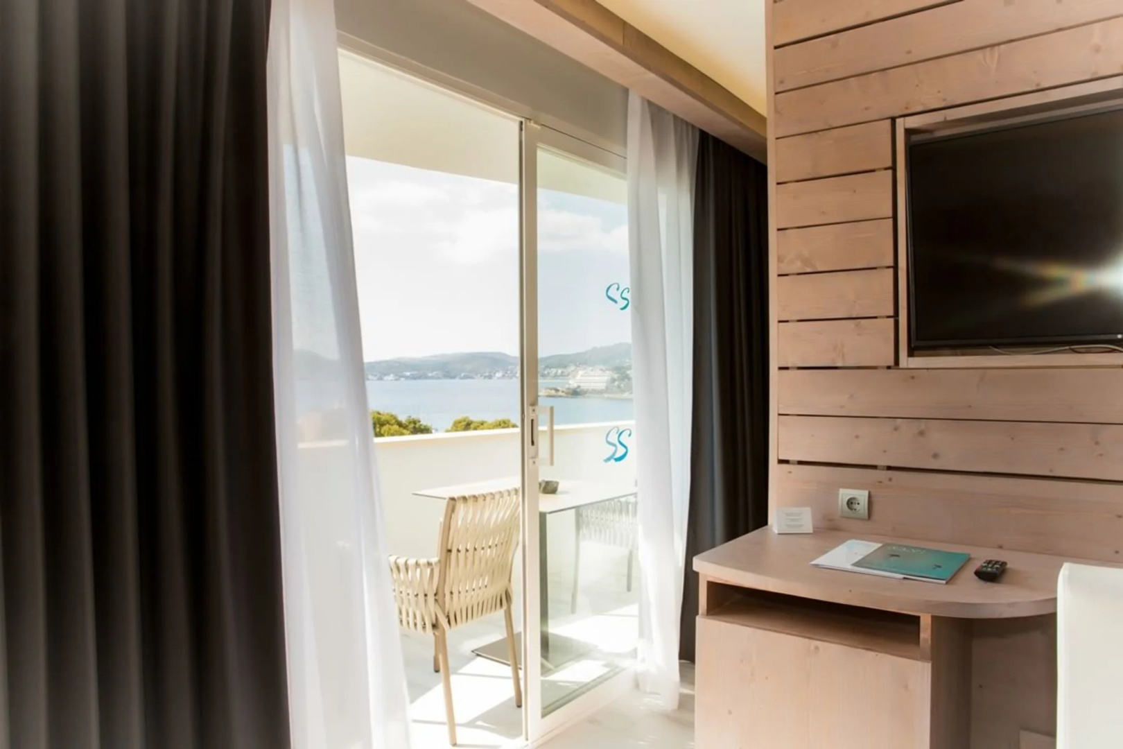 Photo - Hotel Bahia del Sol