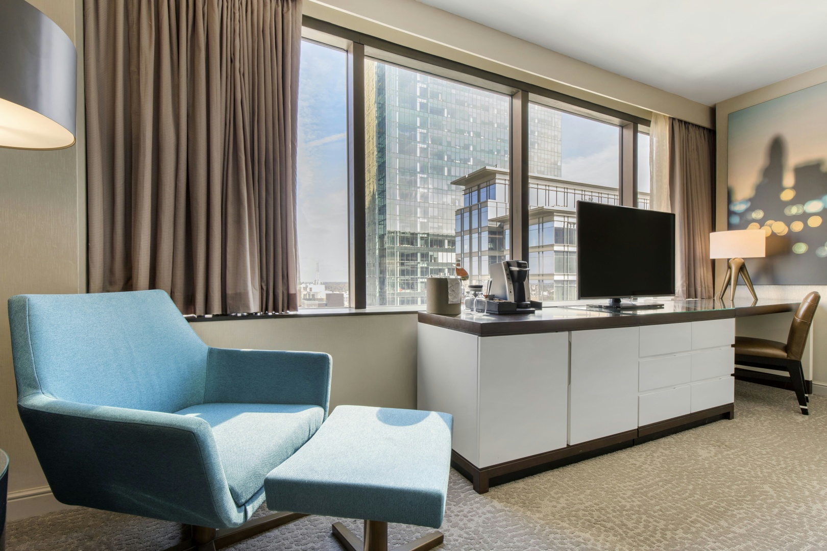 Photo - Omni Charlotte Hotel