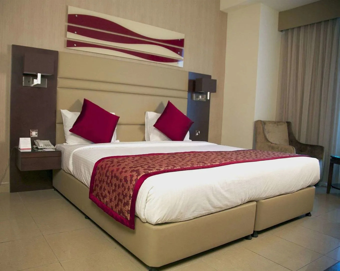 Photo - Golden Sands Suites