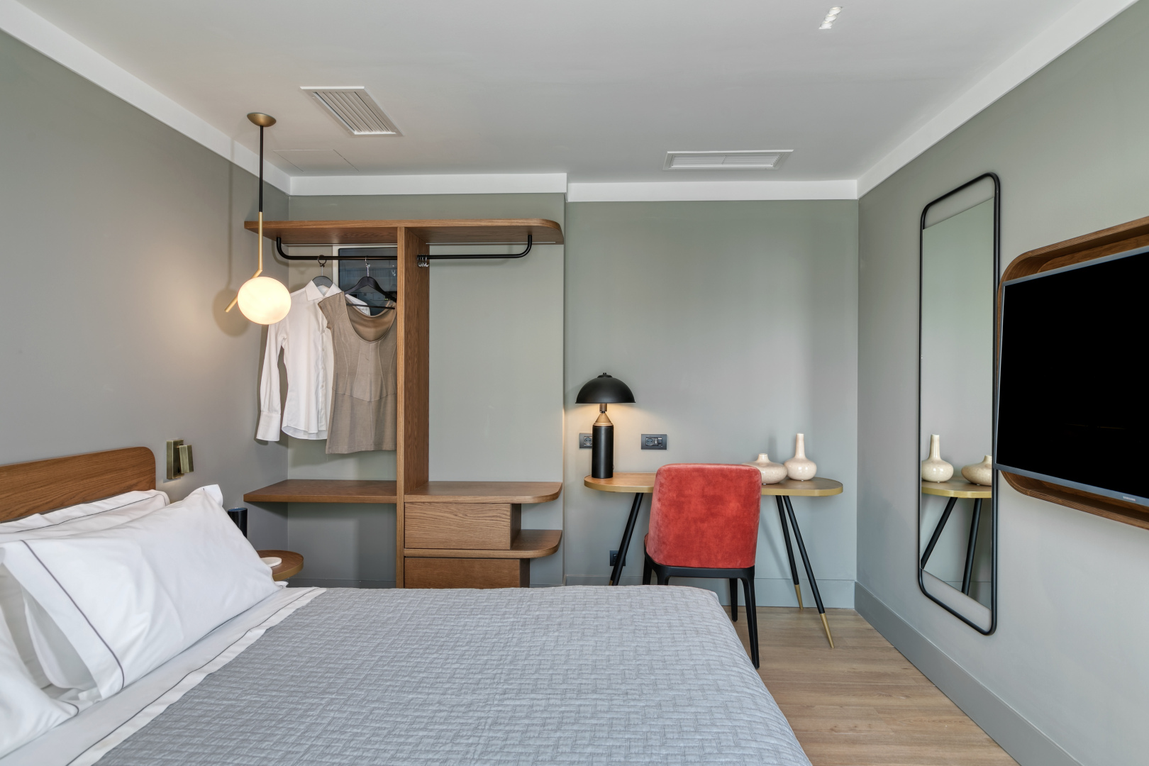 Photo - Bob W Athens Eolou