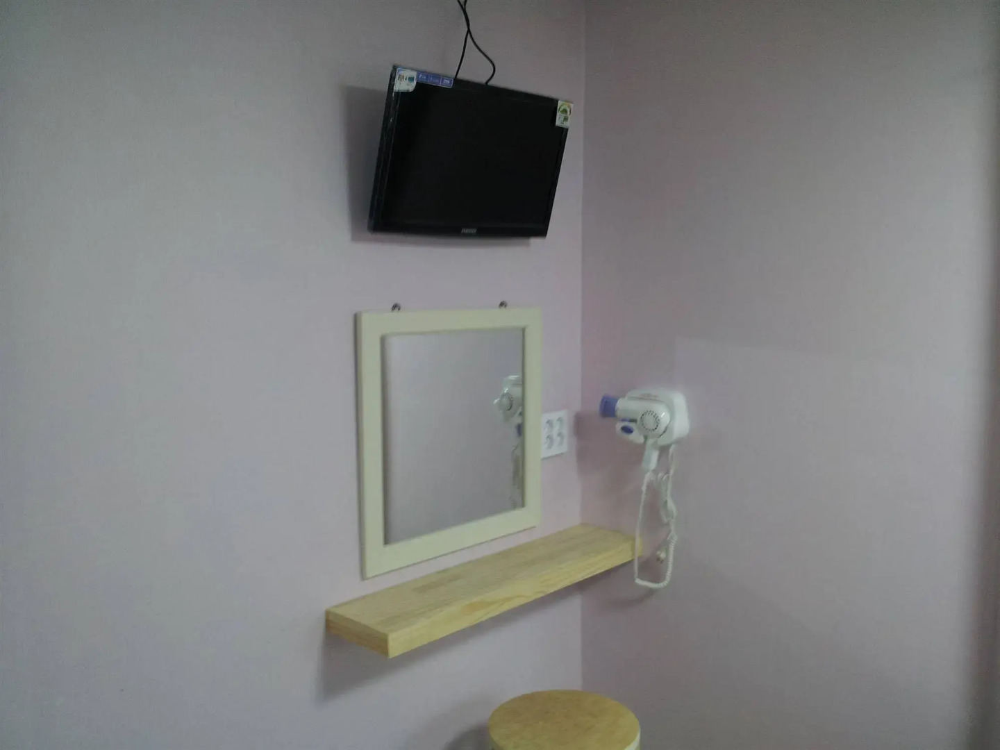 Foto - MK Liberty House