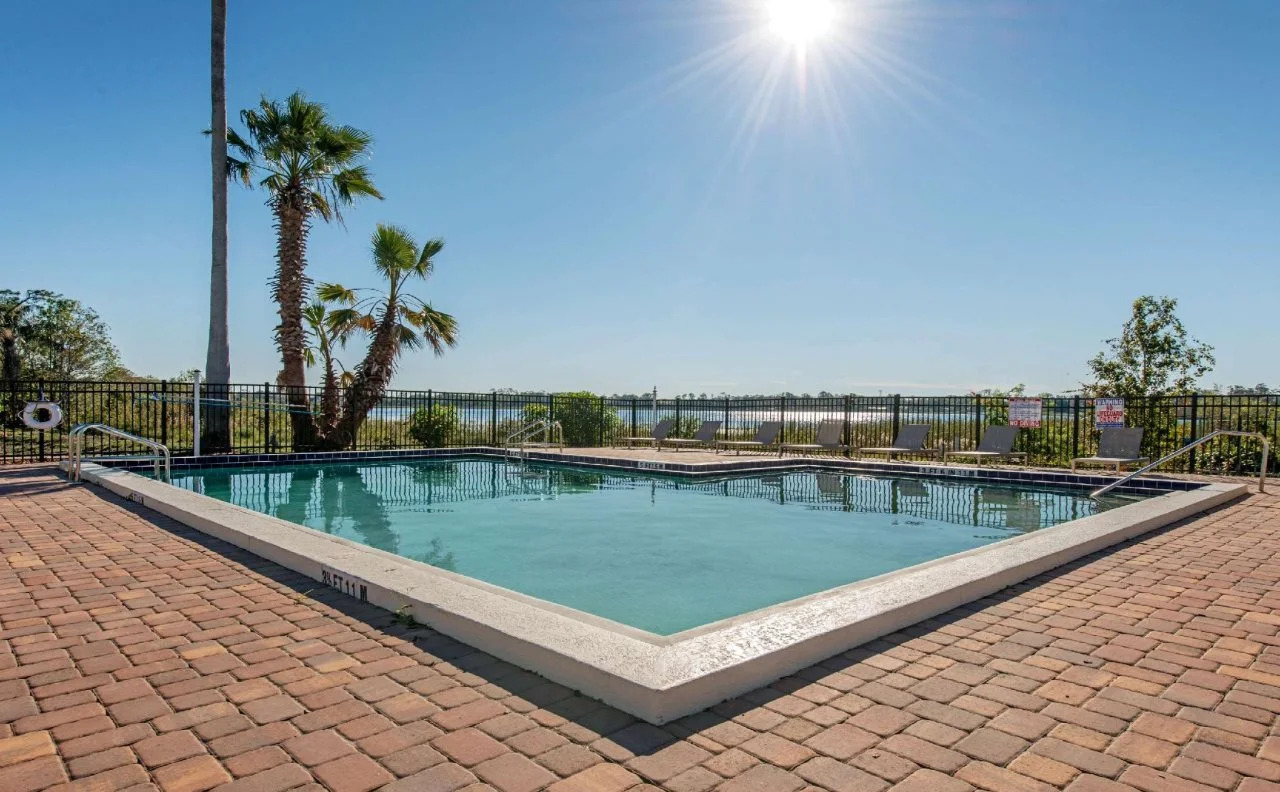 Photo - Palazzo Lakeside Hotel