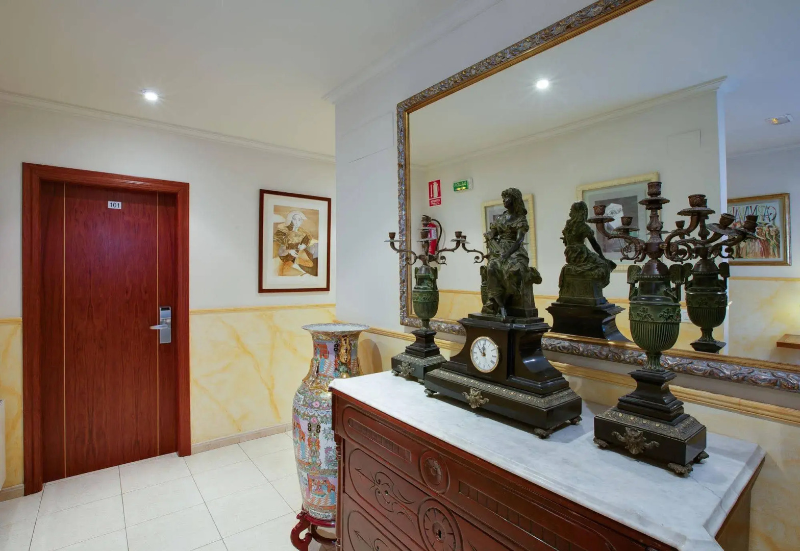 Photo - Hostal Forum