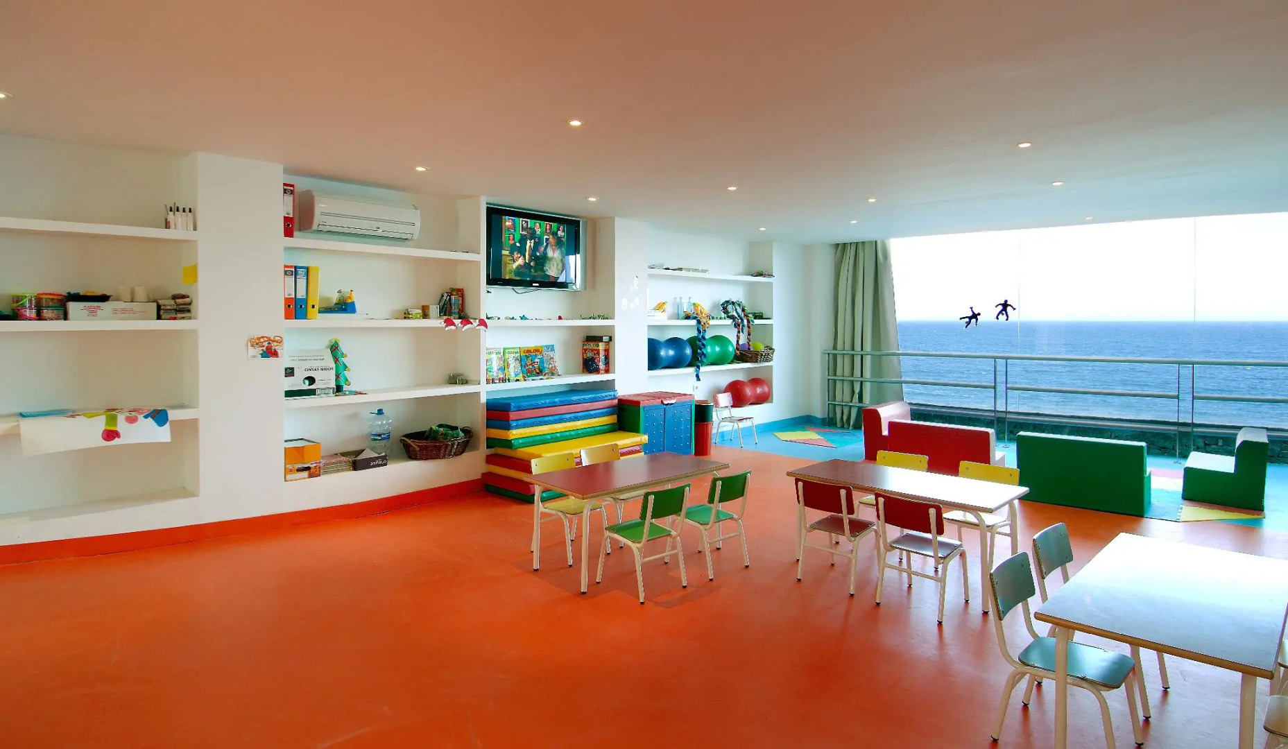 Photo - The Salmar - New Opening