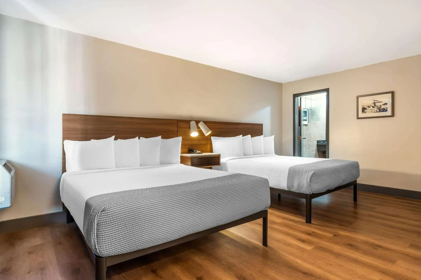 Photo - La Luna Inn, an Ascend Collection Hotel