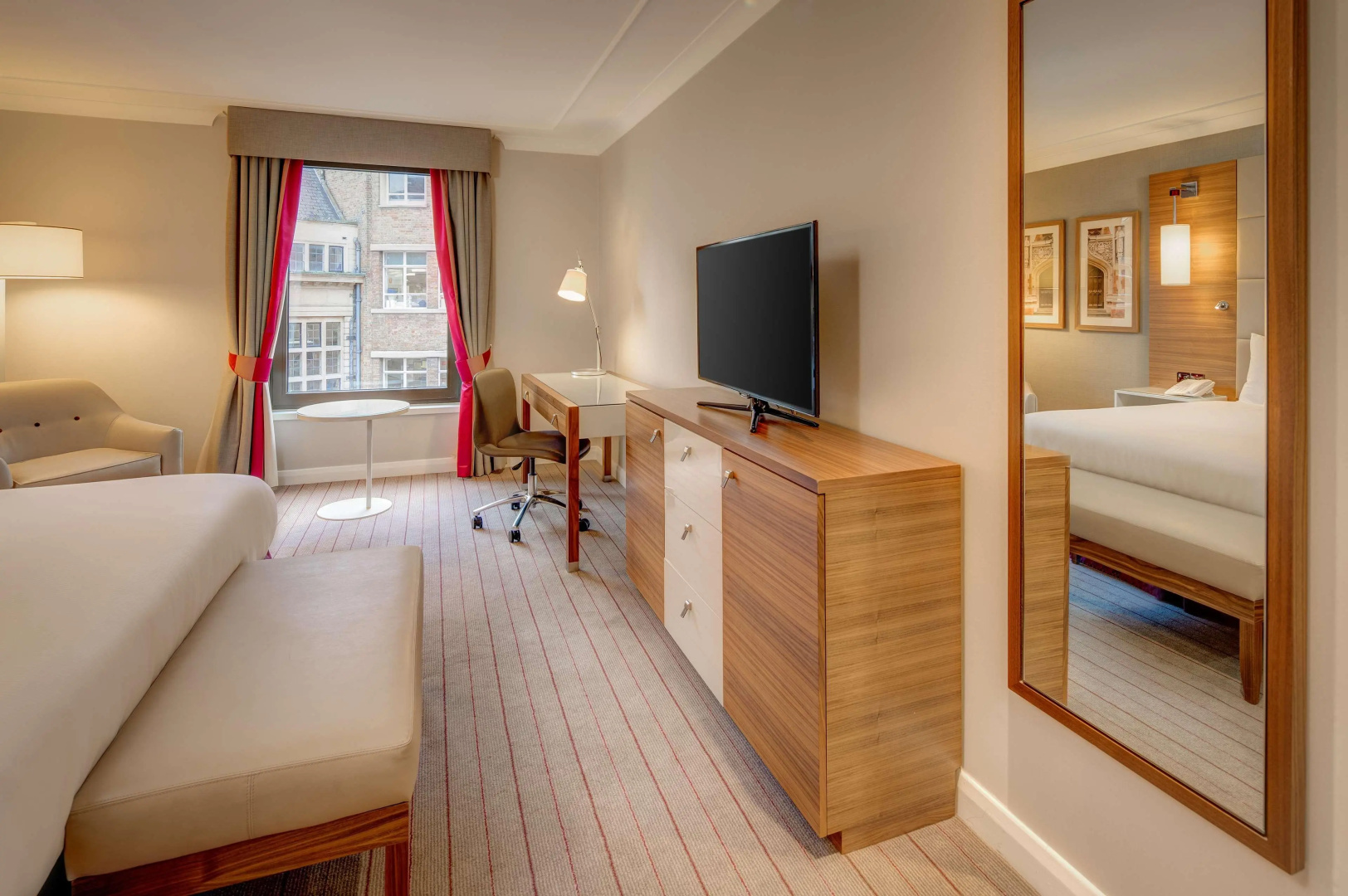 Photo - Hilton Cambridge City Centre