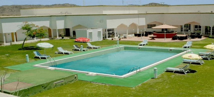OYO 142 Al Sharqiya Sands Hotel