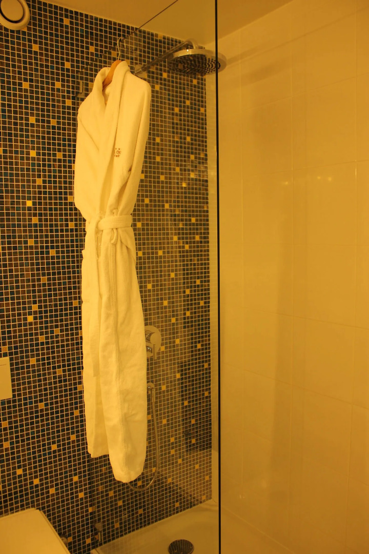 Photo - The New Midi