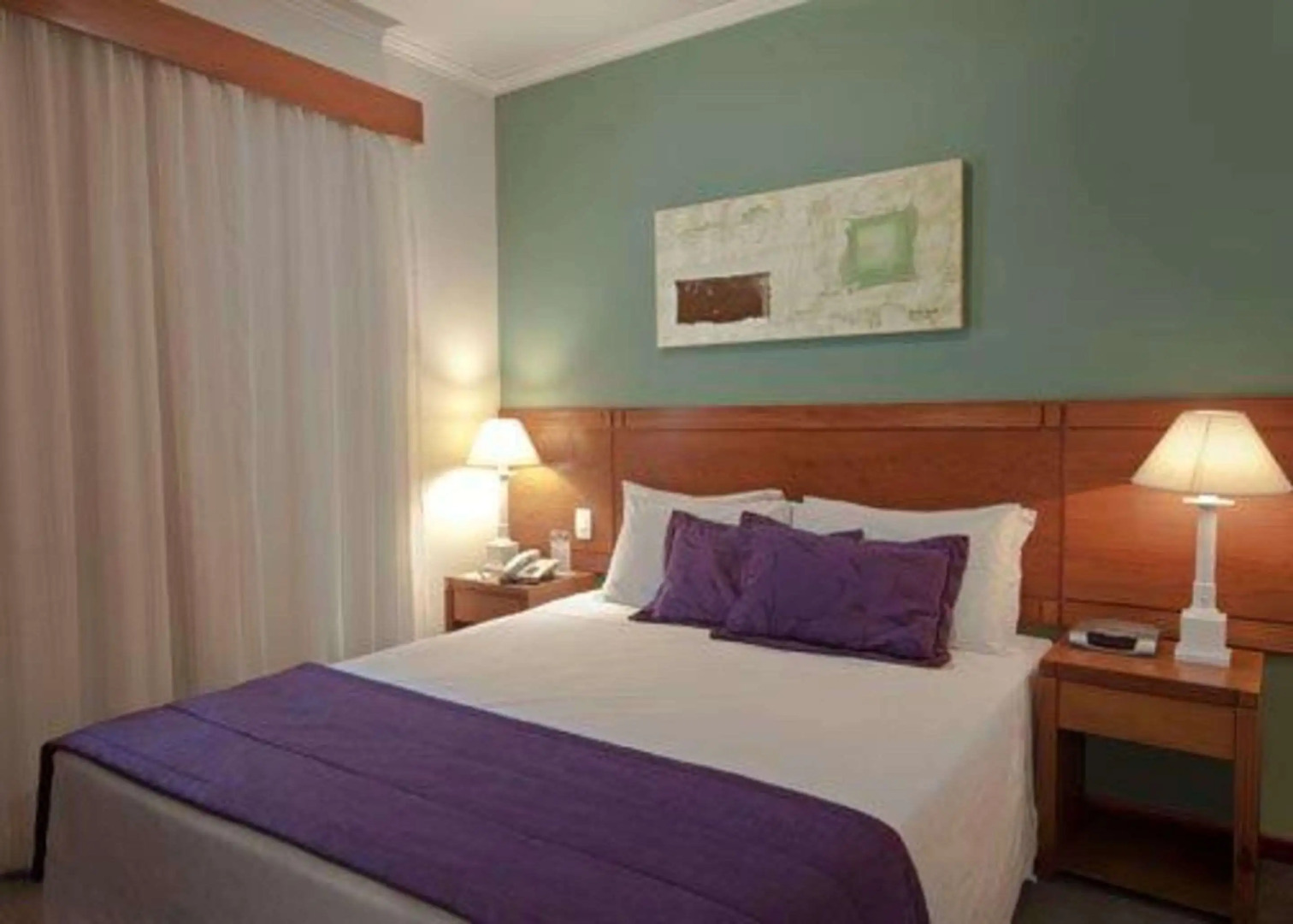 Photo - Quality Suites Vila Olimpia