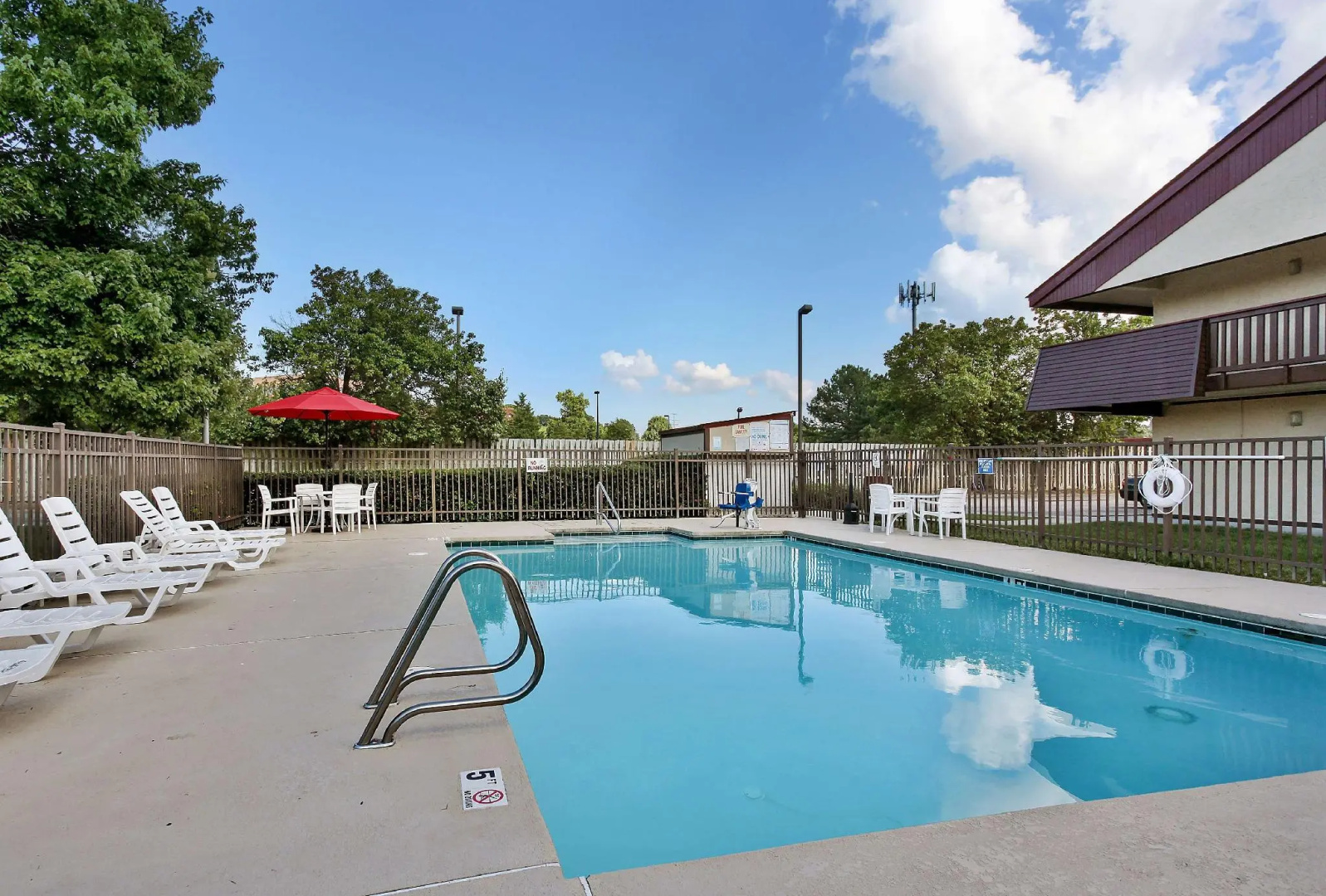 Photo - Red Roof Inn Virginia Beach