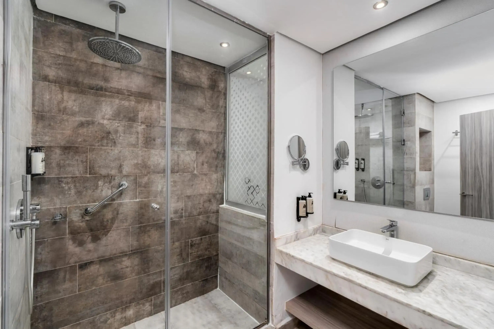 Photo - Marina Bay City Center