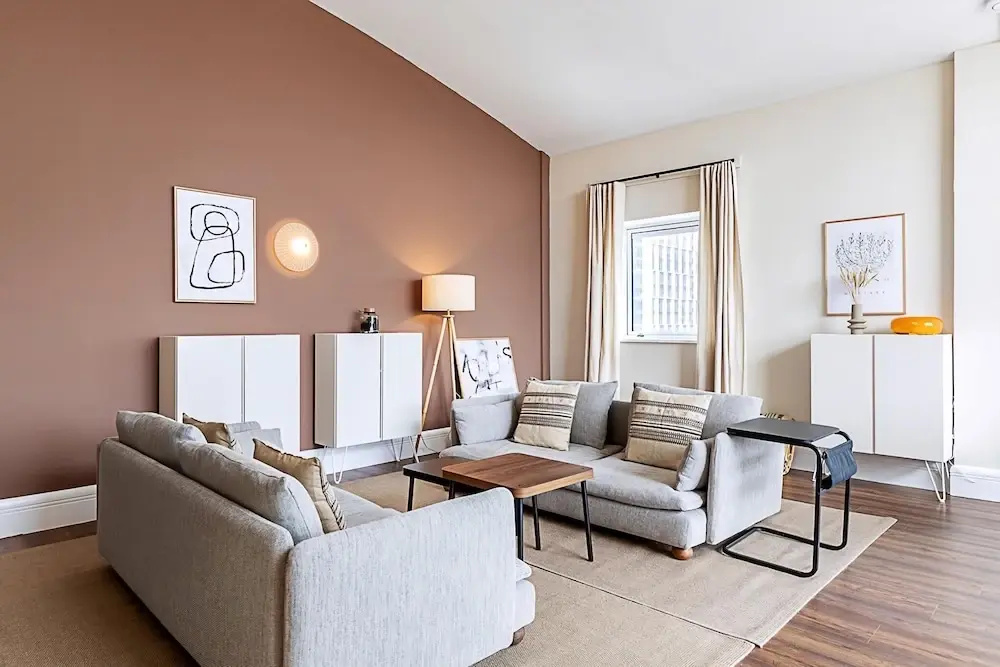 Photo - Bright and Stylish Riverside Haven in Canary Wharf