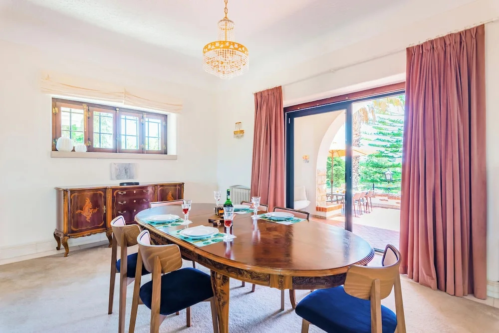 Photo - Estoril Royal Atlantic Villa with Ocean View
