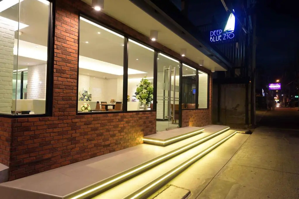 Photo - Deep Blue Z10