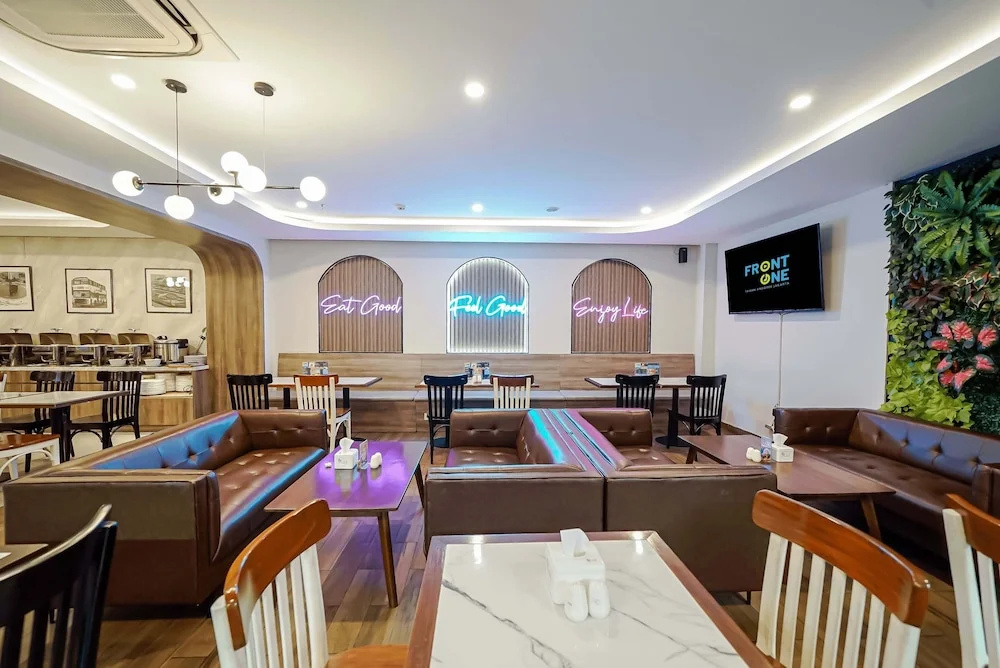 Foto - Front One Boutique Hotel Taman Anggrek