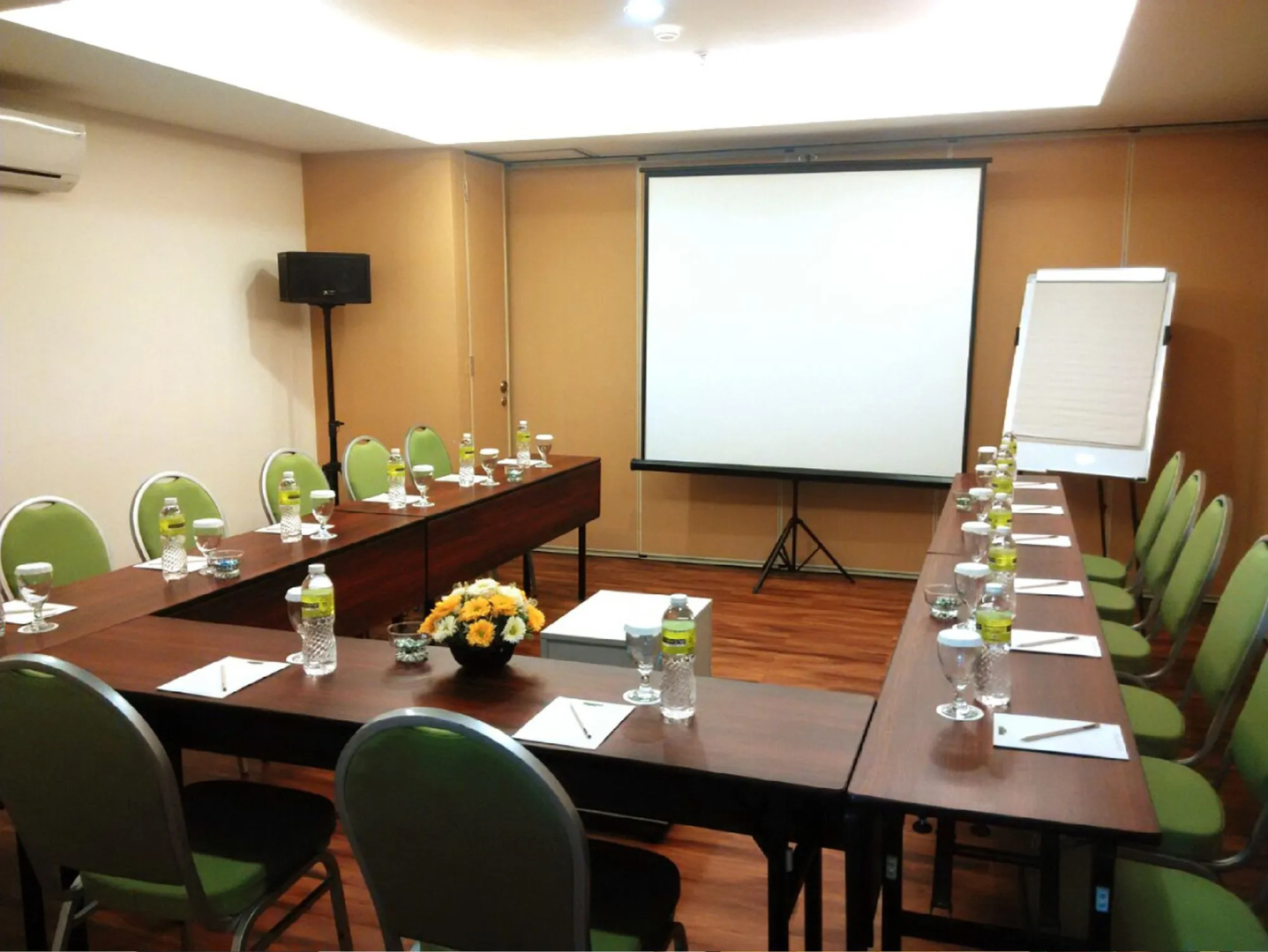 Photo - MaxoneHotels at Kramat