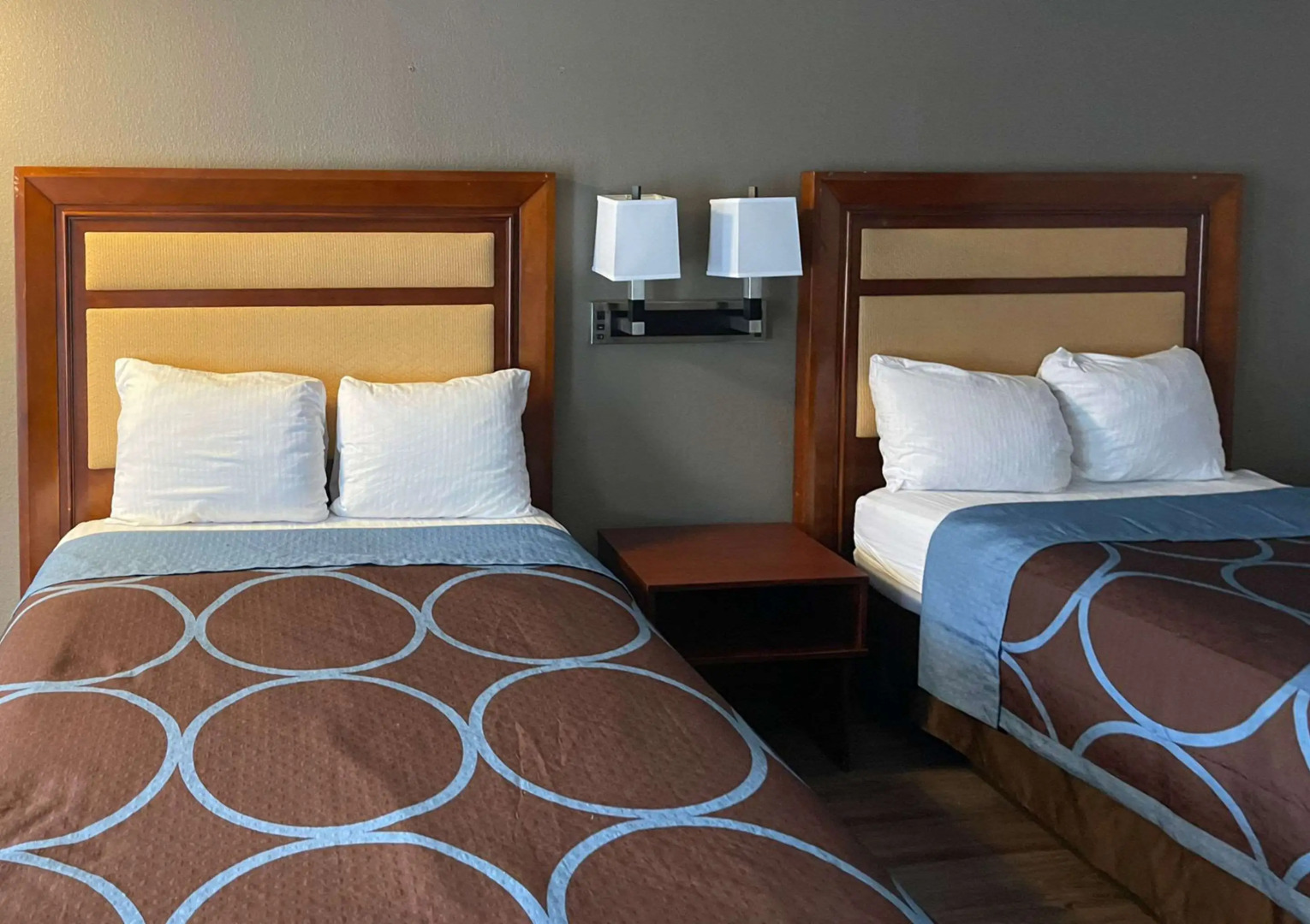 Photo - Rodeway Inn Charlotte Airport Area