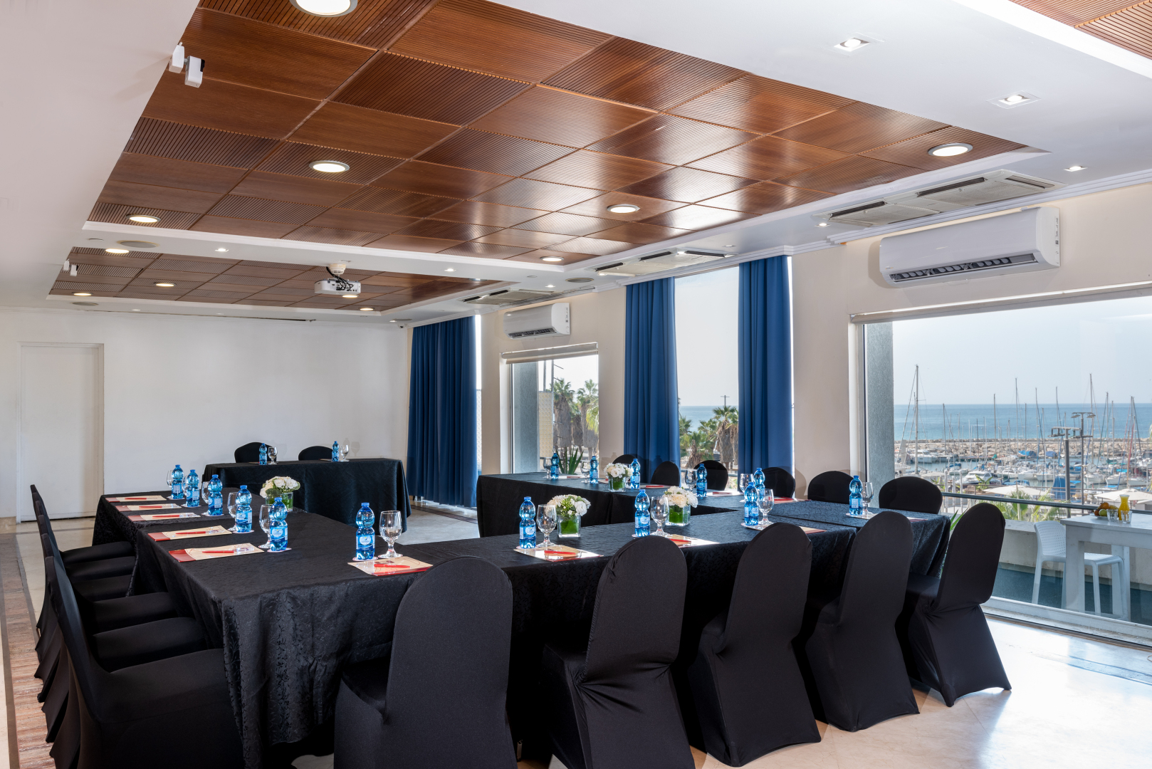 Photo - Leonardo Gordon Beach