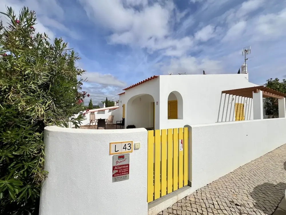 Photo - Vilamoura Club Villa 3 With Pool by Homing