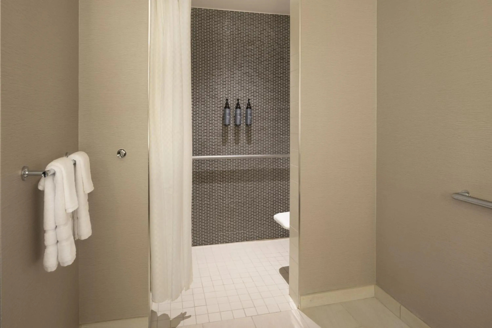 Photo - The Westin South Coast Plaza, Costa Mesa