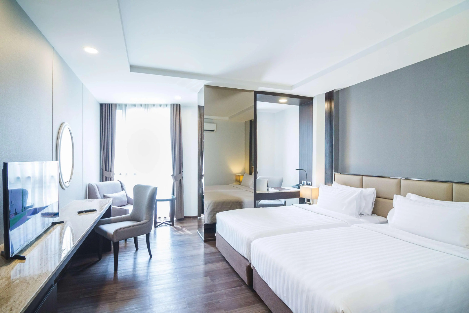 Photo - SureStay Plus by Best Western Sukhumvit 2