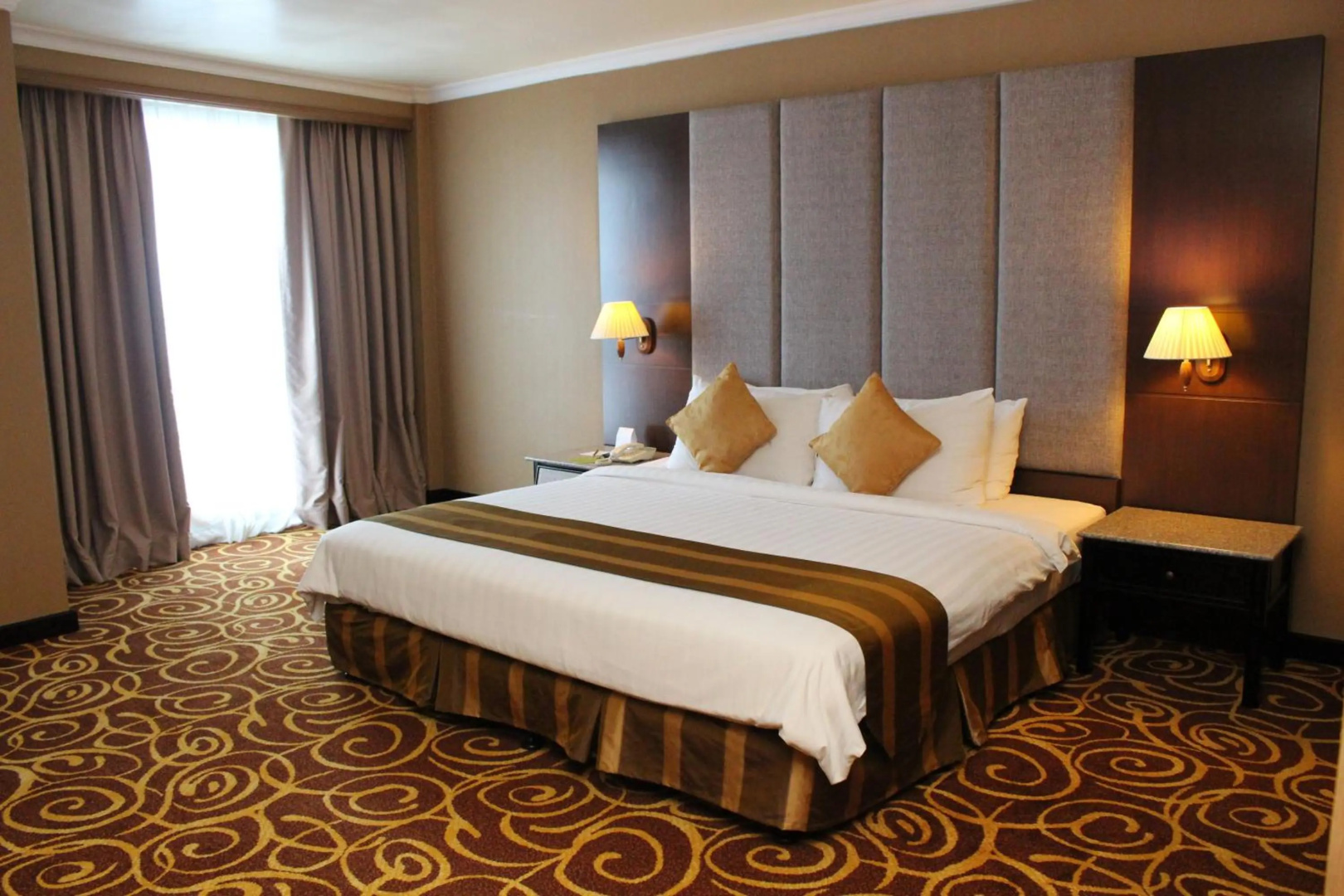 Mega Hotel