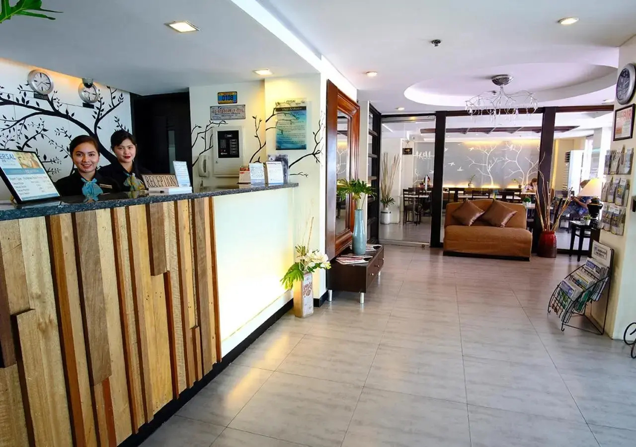 Foto - Fersal Hotel Neptune Makati