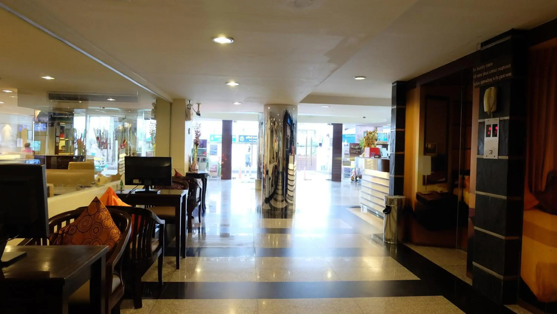 Photo - Grand Business Inn