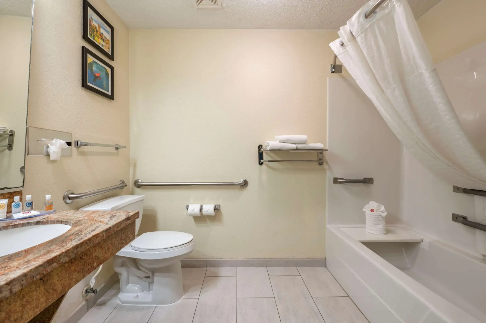 Photo - Comfort Inn Indianapolis East