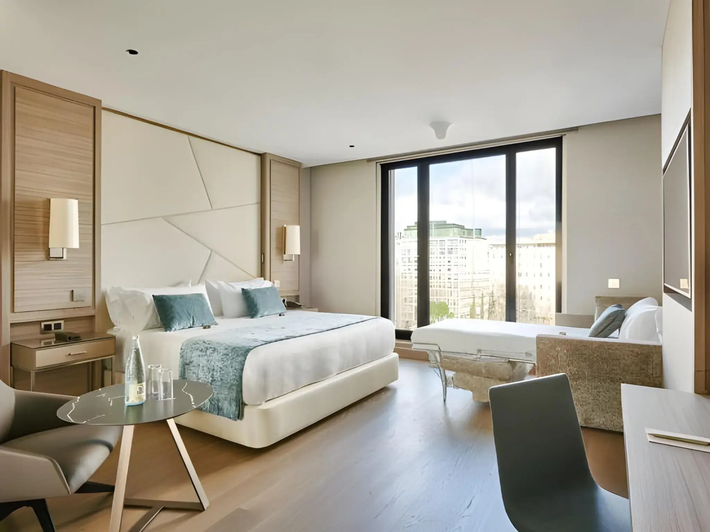 Foto - VP Plaza España Design