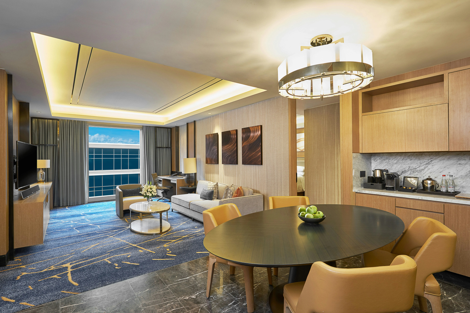 Photo - Hilton Manila Newport World Resorts