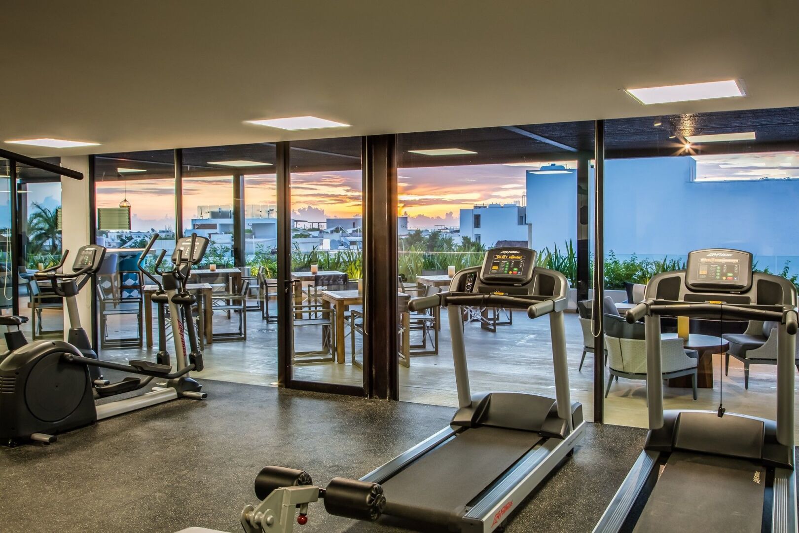 Photo - Fiesta Inn Playa del Carmen