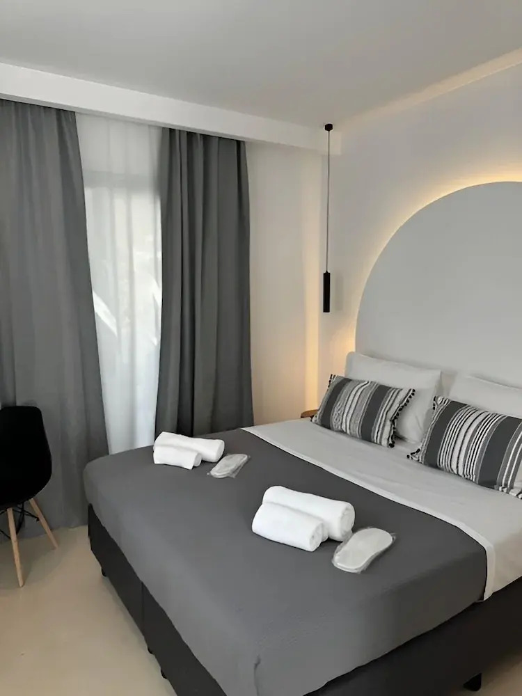 Photo - Angelo Estate Santorini