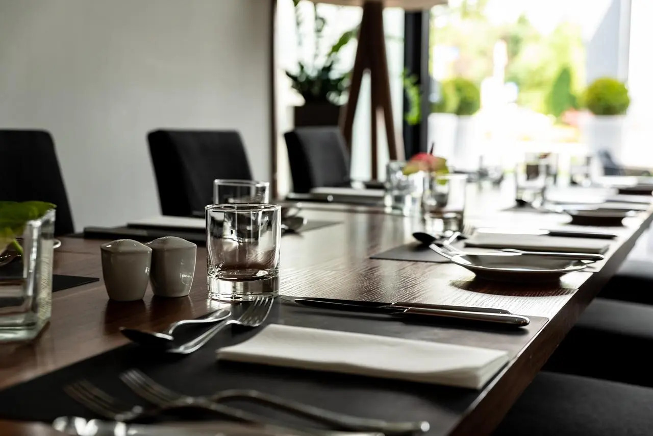 Photo - Warsaw Plaza Hotel