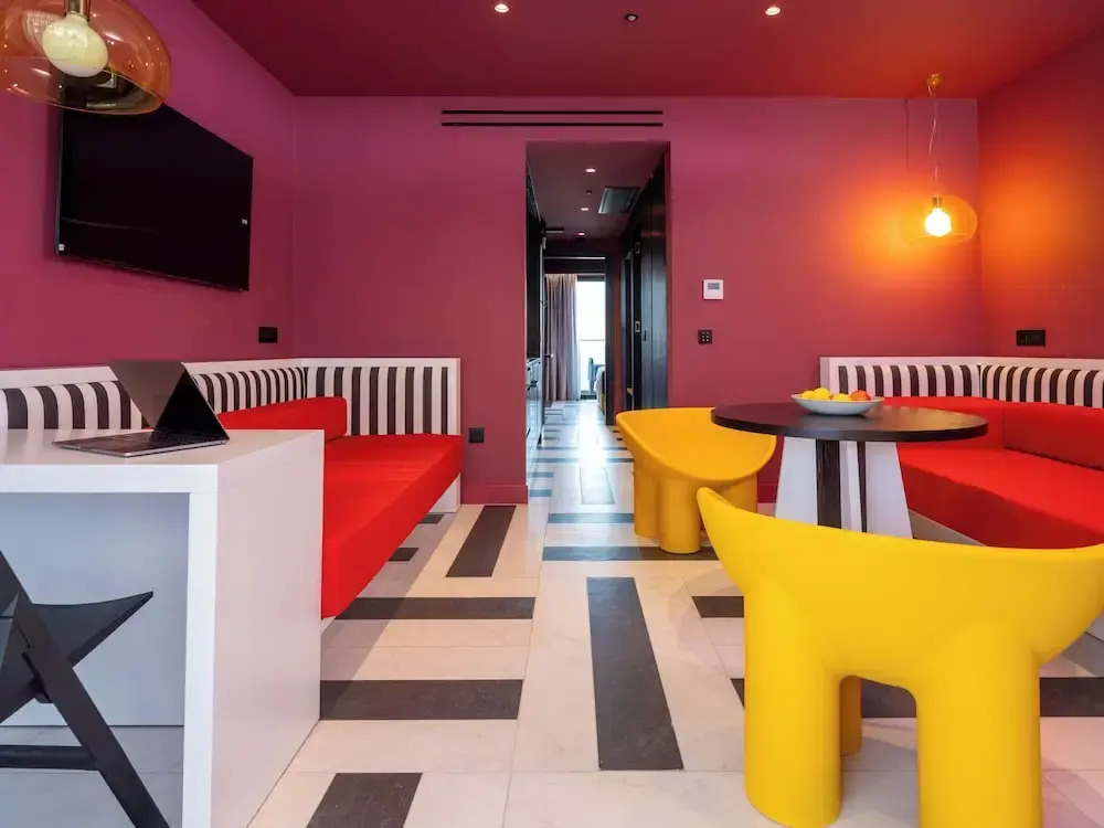 Foto - The Pal Living in a Concept