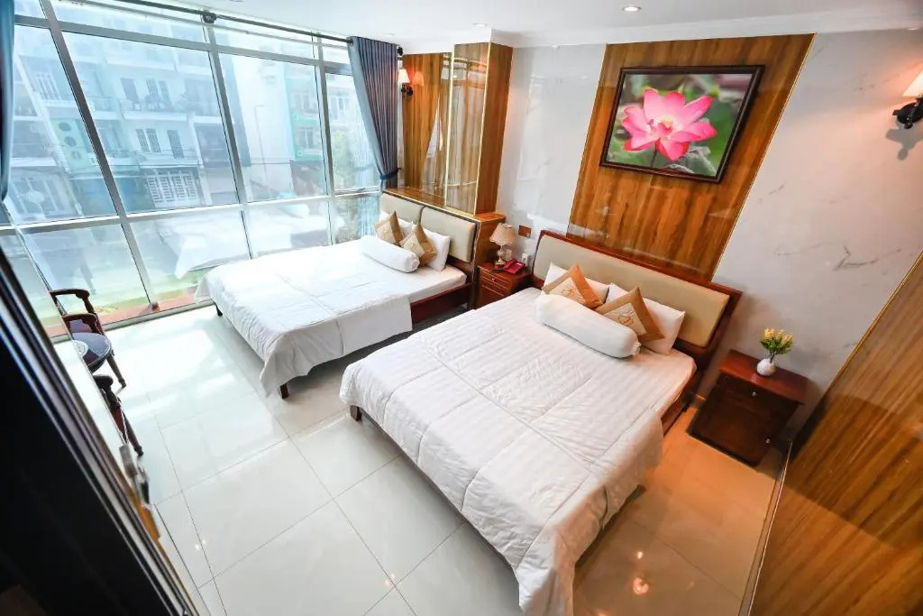 Ly Ly Hotel