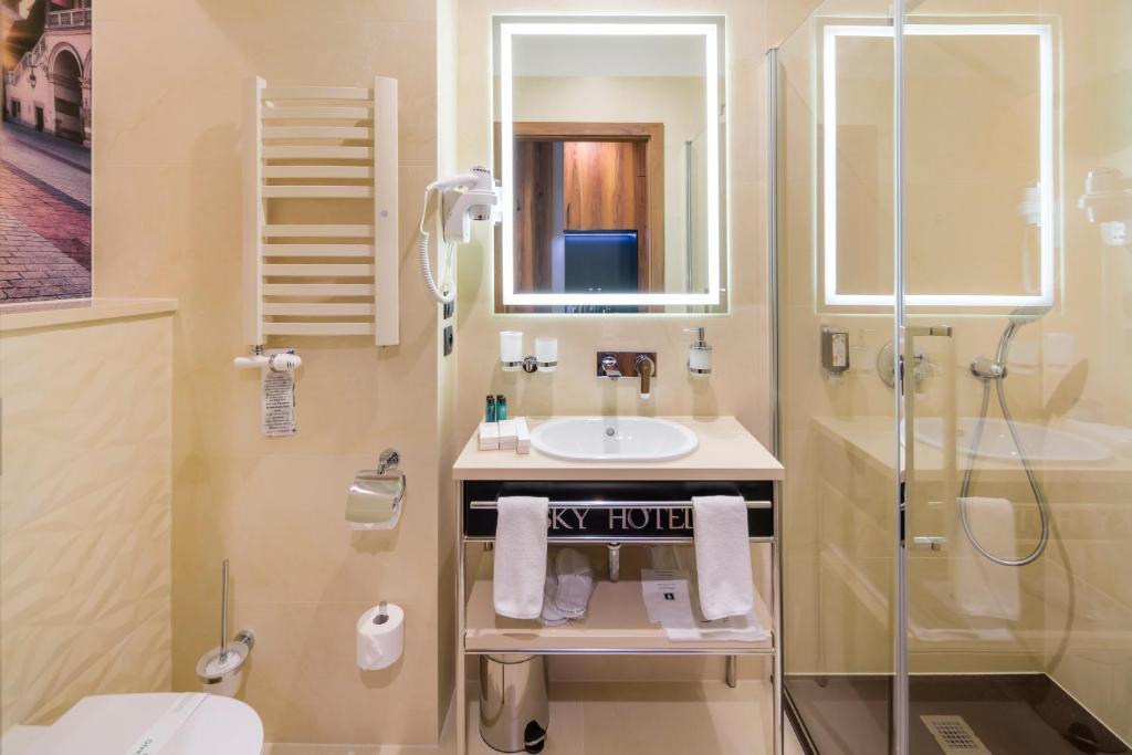 Photo - Sky Hotel Kraków