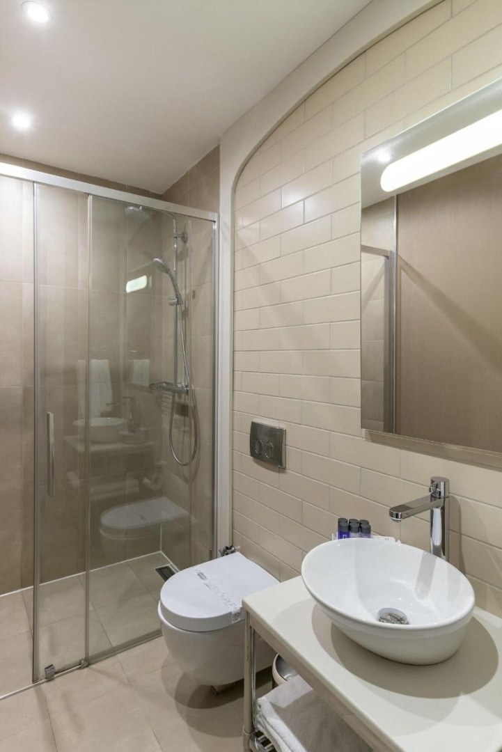 Photo - Upsuites Hotel
