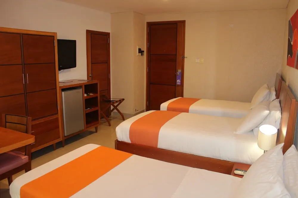 Photo - Hotel Atrium Plaza