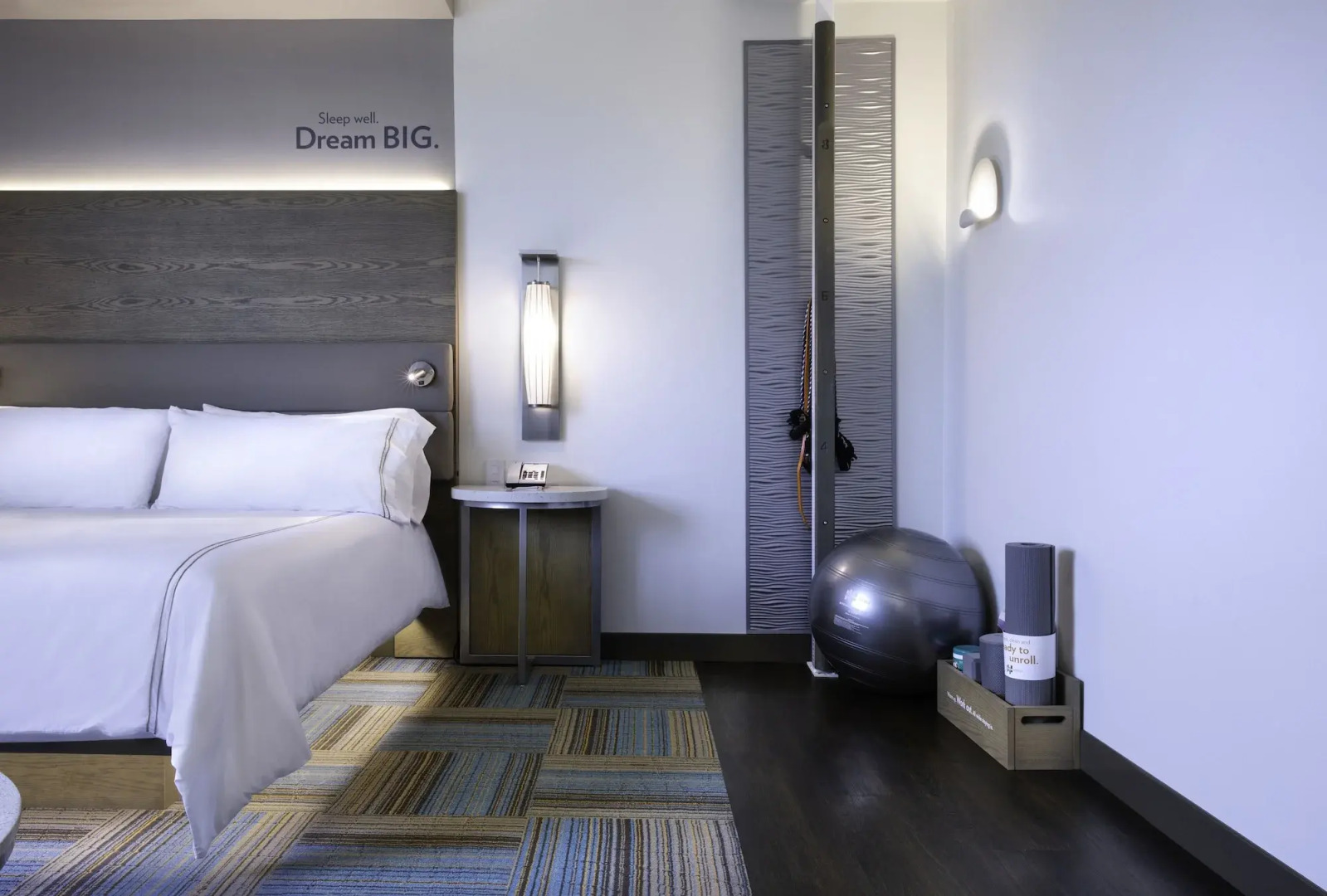 Photo - EVEN Hotel Miami - Airport by IHG